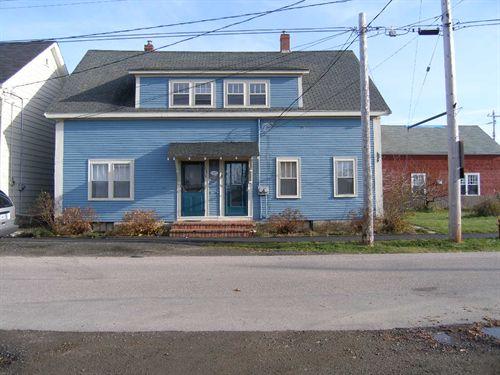 176 St. George Street, Annapolis Royal, N.S., west elevation, 2005.; Heritage Division, NS Dept. of Tourism, Culture and Heritage, 2005