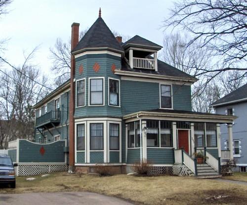 Showing south west elevation; City of Charlottetown, Natalie Munn, 2006