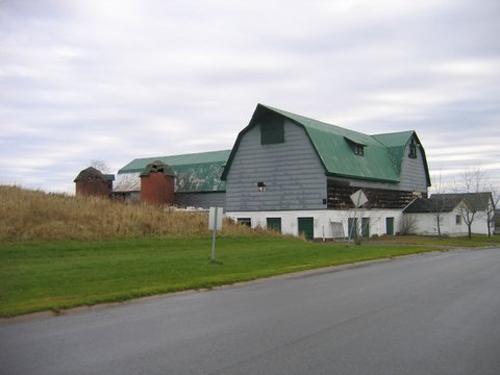 Rear view of the barn.; City of Bathurst