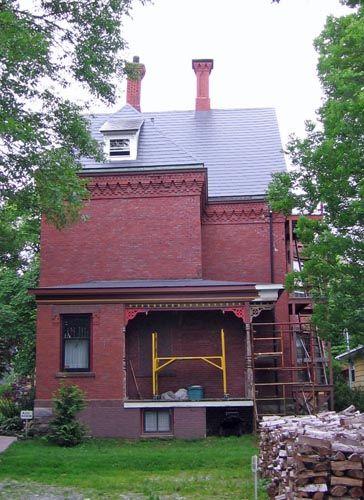 Rear elevation, Charles Richards House, Yarmouth, NS, 2005.; Heritage Division, NS Dept. of Tourism, Culture and Heritage, 2005.