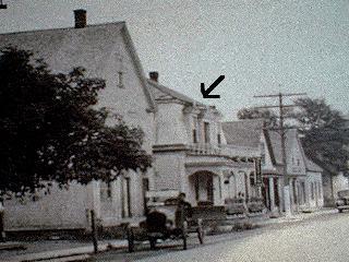 Main Street, Rexton. The sign in front of the hotel says "Rexton Inn".; Village of Rexton
