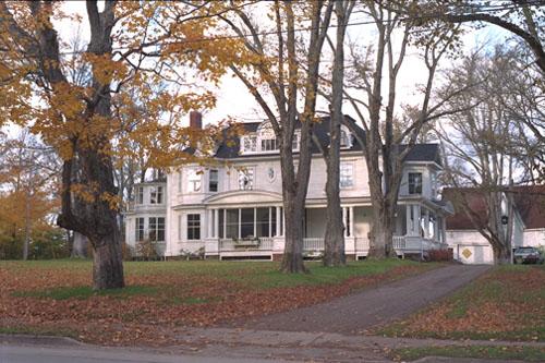View of Allison House from Main Street; Leslie Van Patter