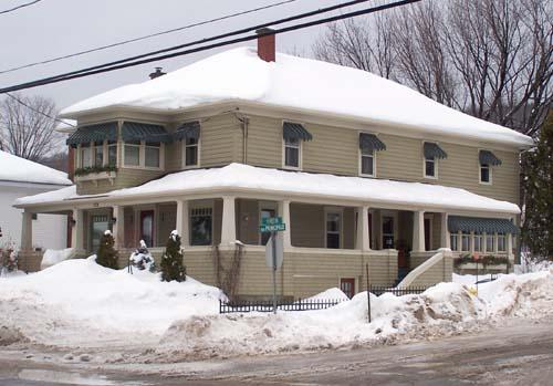 Side view of the Dr. Honoré Cyr House; Société historique du Madawaska