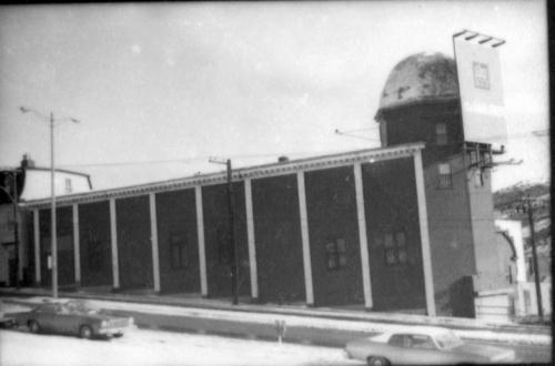 View looking south, side facade of the Majestic Theatre, St. John's, Gower.  Photo taken circa 1977.; City of St. John's Archives 2006.