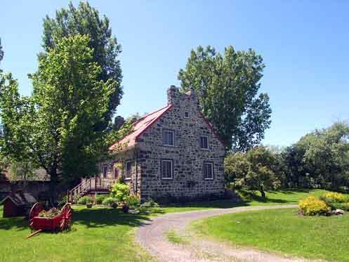 Maison Banlier; Ministère de la Culture et des Communications, Jean-François Rodrigue, 2004