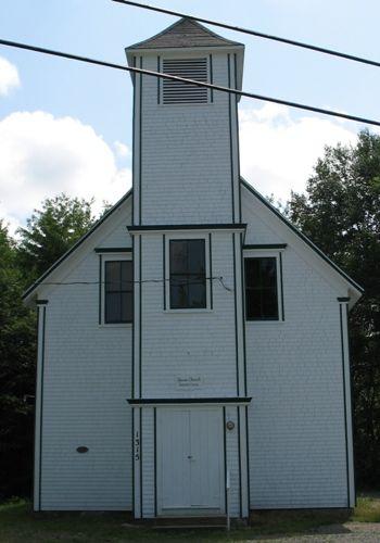 Front elevation of Simpsons Corner Union Church, Simpsons Corner, Lunenburg County, Nova Scotia, 2006.; Heritage Division, Nova Scotia Department of Tourism, Culture and Heritage, 2006.