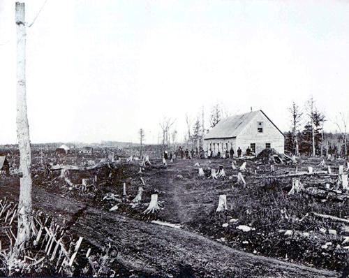 Immigration Building built to accommodate Danish Settlers who came to New Denmark.; PANB P5-162