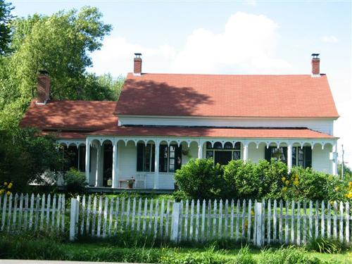 Burpee-Bridges House - Front Façade; PNB 2006