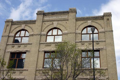 Wall detail of the Marshall-Wells Building, Winnipeg, 2006; Historic Resources Branch, Manitoba Culture, Heritage, Tourism and Sport, 2006