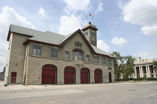 Contextual view, from the southeast, of Fire Hall No. 3, Winnipeg, 2006; Historic Resources Branch, Manitoba Culture, Heritage, Tourism and Sport, 2006