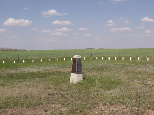 Coronation Boundary Marker Provincial Historic Resource, near Coronation (July 2002); Alberta Culture and Community Spirit, Historic Resources Management Branch (2002)