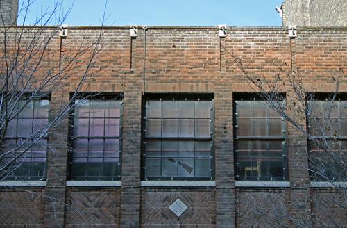 Wall detail of the Dawson Richardson Building, Winnipeg, 2006; Historic Resources Branch, Manitoba Culture, Heritage and Tourism 2006