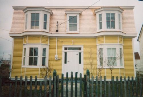 Exterior view of facade of James Groves House, Bonavista, circa 2002; HFNL 2006