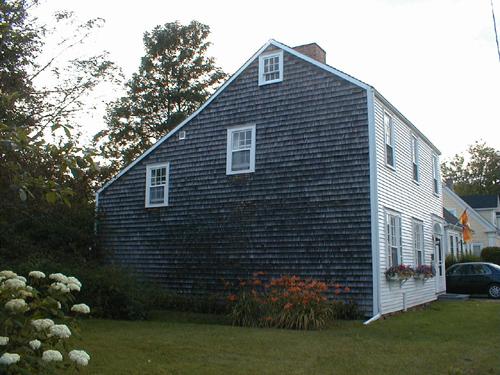 Gladstone Smith House - side view; PNB