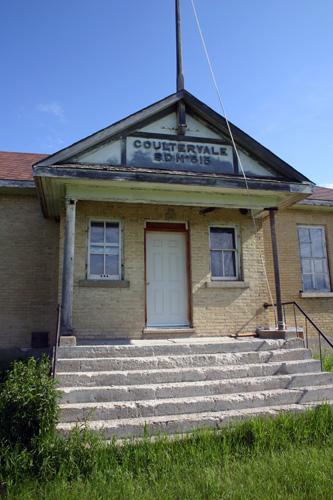 Entrance detail of Coultervale School, Coulter area, 2006; Historic Resources Branch, Manitoba Culture, Heritage and Tourism, 2006
