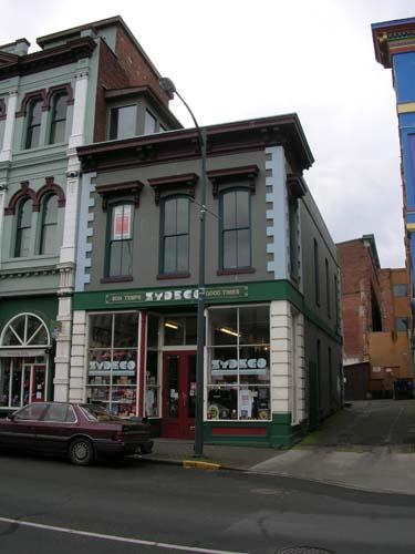 Exterior view of 565 Johnson Street, February 2006; City of Victoria, Berdine J. Jonker, 2006