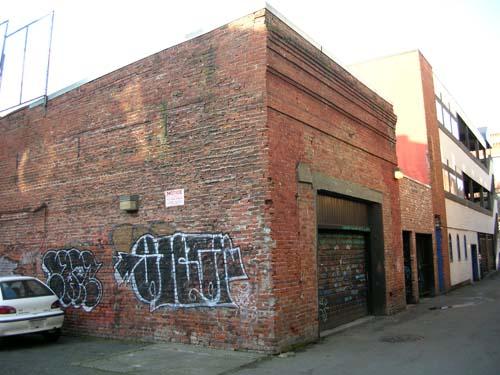 Exterior view of 1215-1221 Wharf Street, February 2006; City of Victoria, Berdine J. Jonker, 2006