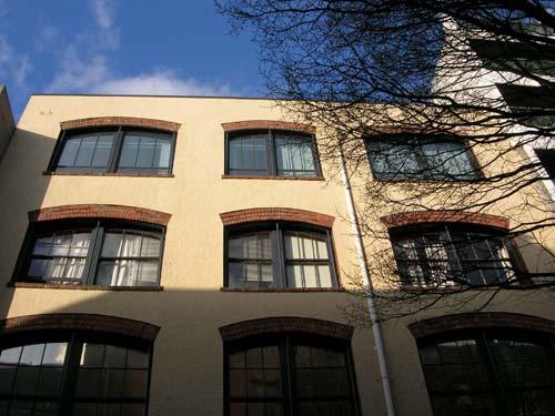 Exterior view of 535 Yates Street, February 2006; City of Victoria, Berdine J. Jonker, 2006