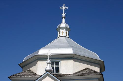 Detail of dome of St. Nicholas Ukrainian Catholic Church, Poplarfield, 2006; Historic Resources Branch, Manitoba Culture, Heritage and Tourism, 2006