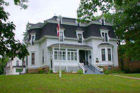 Beaverbrook House, front façade and grounds, 2002; PNB