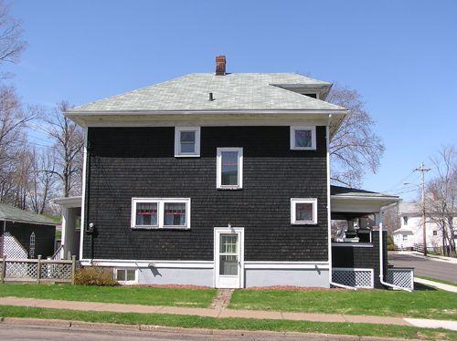 138 Brunswick Street - Eastern elevation; Heritage Division, NS Dept. of Tourism, Culture & Heritage, 2005