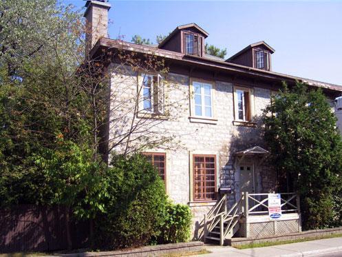 Maison Persillier-Dit-Lachapelle; Ministère de la Culture et des Communications, Élodie Poletto, 2005