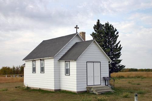 Primary elevations, from the northeast, of the Ruthenian Greek Catholic Church of the Ascension, Rogers area, 2006; Historic Resources Branch, Manitoba Culture, Heritage and Tourism, 2006