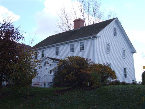 Stewart House front and side elevation.; Heritage Division, NS Dept. of Tourism, Culture and Heritage, 2006.