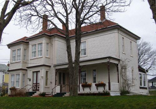 The George & Elizabeth Porter House, Yarmouth, NS from a southwesterly perspective; Heritage Division, NS Dept. of Tourism, Culture & Heritage, 2006