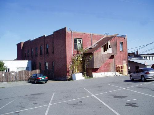 Traveller's Hotel, Ladysmith; Town of Ladysmith, 2005
