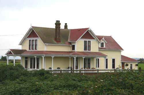 Exterior view of the Asbury/Erskine House; Corporation of Delta, Donald Luxton and Associates, 2005