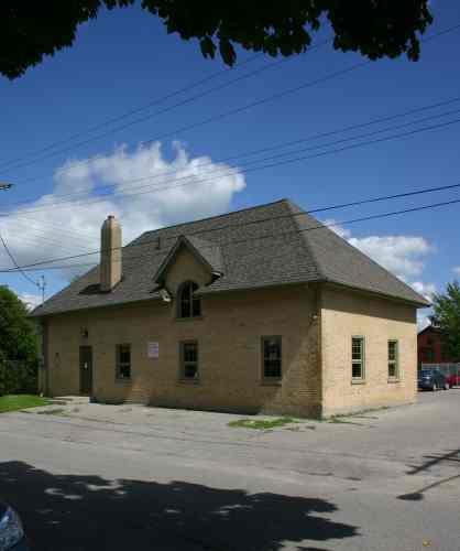 Hamilton Carriage House after rehabilitation.; Erik Hanson, City of Peterborough 2005