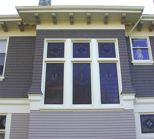 Exterior view of 1255 Victoria Avenue; Corporation of the District of Oak Bay, 2005