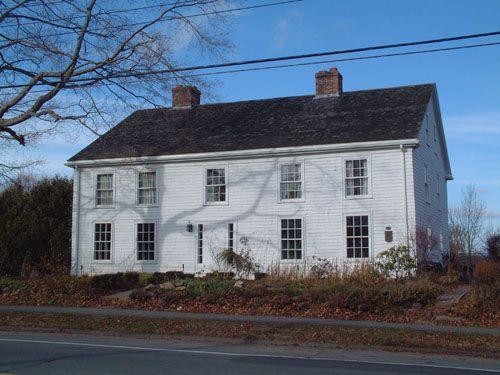 Front elevation of DeWolfe House, Wolfville, NS, 2006.; Heritage Division, NS Dept. of Tourism, Culture and Heritage, 2006.