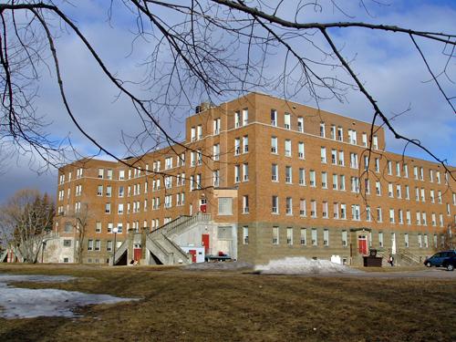Léopold-Taillon Building - looking northwest; Moncton Museum