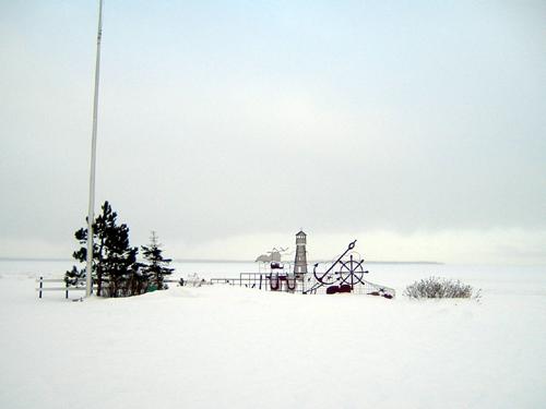 Gabriel Giraud Site - view of the monument and the plaque; Province of New Brunswick