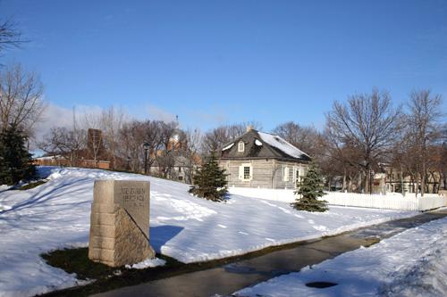 Contextual view, from the southeast, of Ross House Museum, Winnipeg, 2006; Historic Resources Branch, Manitoba Culture, Heritage, Tourism and Sport, 2006