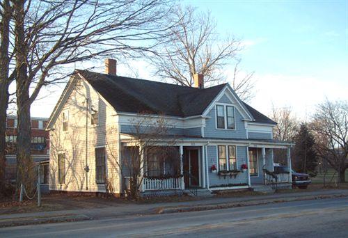 front elevation, Christie House, Wolfville, NS, 2006; Heritage Division, NS Dept. of Tourism, Culture and Heritage, 2006