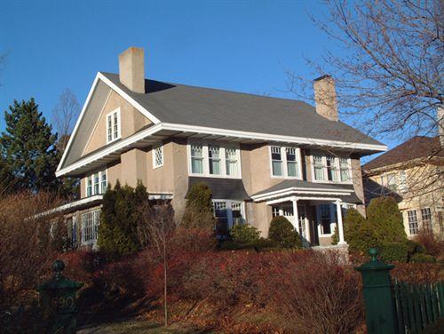 front elevation, Wright House, Wolfville, NS, 2006; Heritage Division, NS Dept. of Tourism, Culture and Heritage, 2006