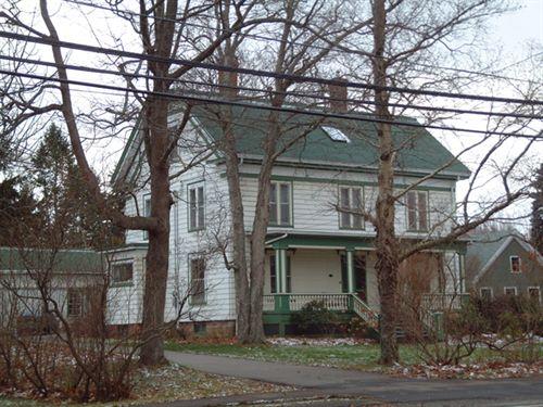 side elevation, DeWolf House, Wolfville, NS, 2006; Heritage Division, NS Dept. of Tourism, Culture and Heritage, 2006