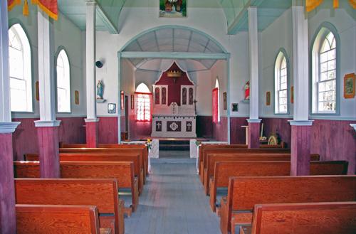 Interior view of Sts. Cyril and Methodius Roman Catholic Church, Gimli area, 2006; Historic Resources Branch, Manitoba Culture, Heritage and Tourism, 2006