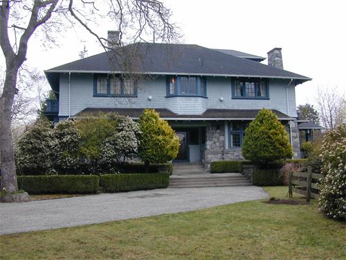 Exterior view of 825 Foul Bay Road, 2005; Corporation of the District of Oak Bay, 2005