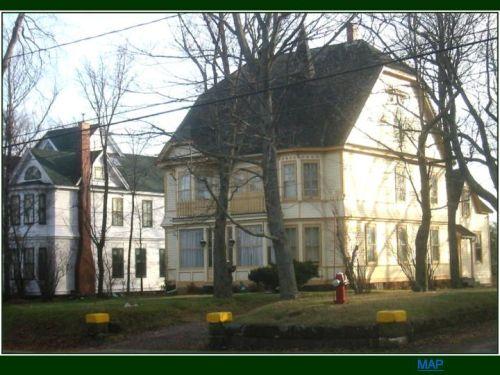 Captain Peter Hanson House - Streetscape view including this Queen Anne house; Town of Sackville