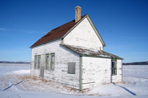 Primary elevations, from the southwest, of Mowbray School, Windygates area, 2007; Historic Resources Branch, Manitoba Culture, Heritage, Tourism and Sport, 2007