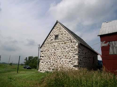 Hangar à grain Jodoin; Ministère de la Culture et des Communications, Jean-François Rodrigue, 2004
