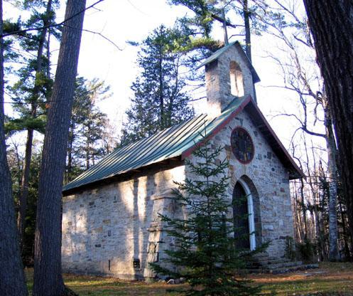 Chapelle funéraire Louis-Joseph-Papineau; Ministère de la Culture et des Communications, Jean-François Rodrigue, 2005