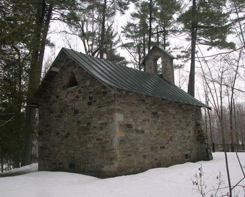 Chapelle funéraire Louis-Joseph-Papineau; Ministère de la Culture et des Communications, Jean-François Rodrigue, 2004