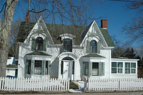 Front Elevation, 832 St. George St., Annapolis Royal.; Heritage Division, NS Dept. of Tourism, Culture and Heritage, 2007