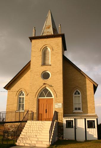 Primary elevation, from the south, of Ninga Presbyterian Church, Ninga, 2006; Historic Resources Branch, Manitoba Culture, Heritage, Tourism and Sport, 2006