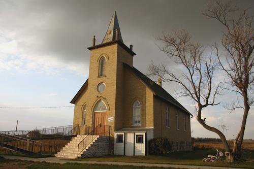 Primary elevations, from the southeast, of Ninga Presbyterian Church, Ninga, 2006; Historic Resources Branch, Manitoba Culture, Heritage, Tourism and Sport, 2006